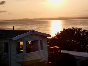 coast-caravan-park-clevedon-overlooking-south-wales-welsh-coast-relaxing-sunsets