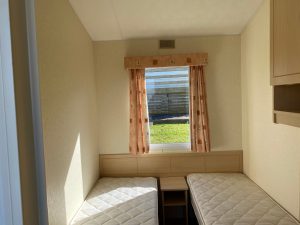 coast-caravan-park-clevedon-twin-bedroom